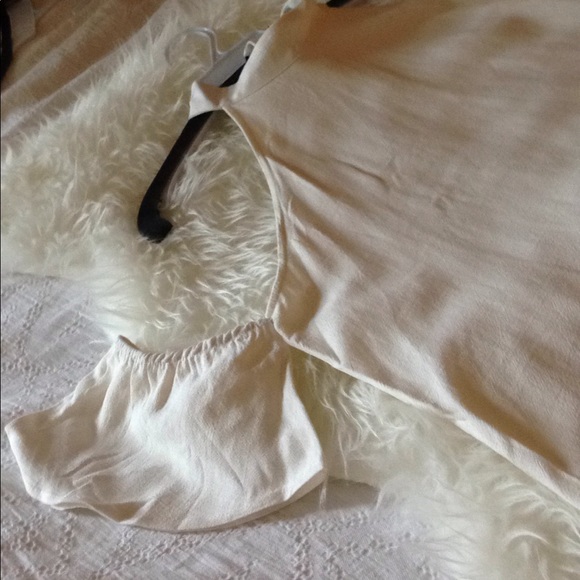 LAST 1! Ivory Open Shoulder Cotton & Linen Mini! - Picture 5 of 6
